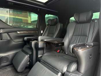 Used Toyota Vellfire 2017 for sale - 75231041: Photo