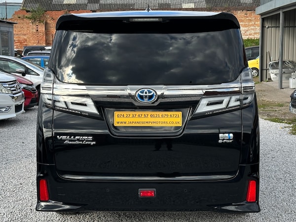 Used Toyota Vellfire 2017 for sale - 75231041: Photo 9