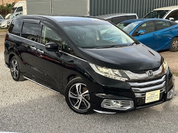 2014 - ABSOLUTE 8 SEATER LEATHER 2.4L PETROL EARTH DREAMS AUTOMATIC MPV BLACK 5-Door