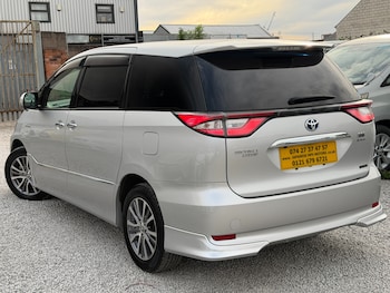 Used Toyota Estima 2019 for sale - 79471163: Photo
