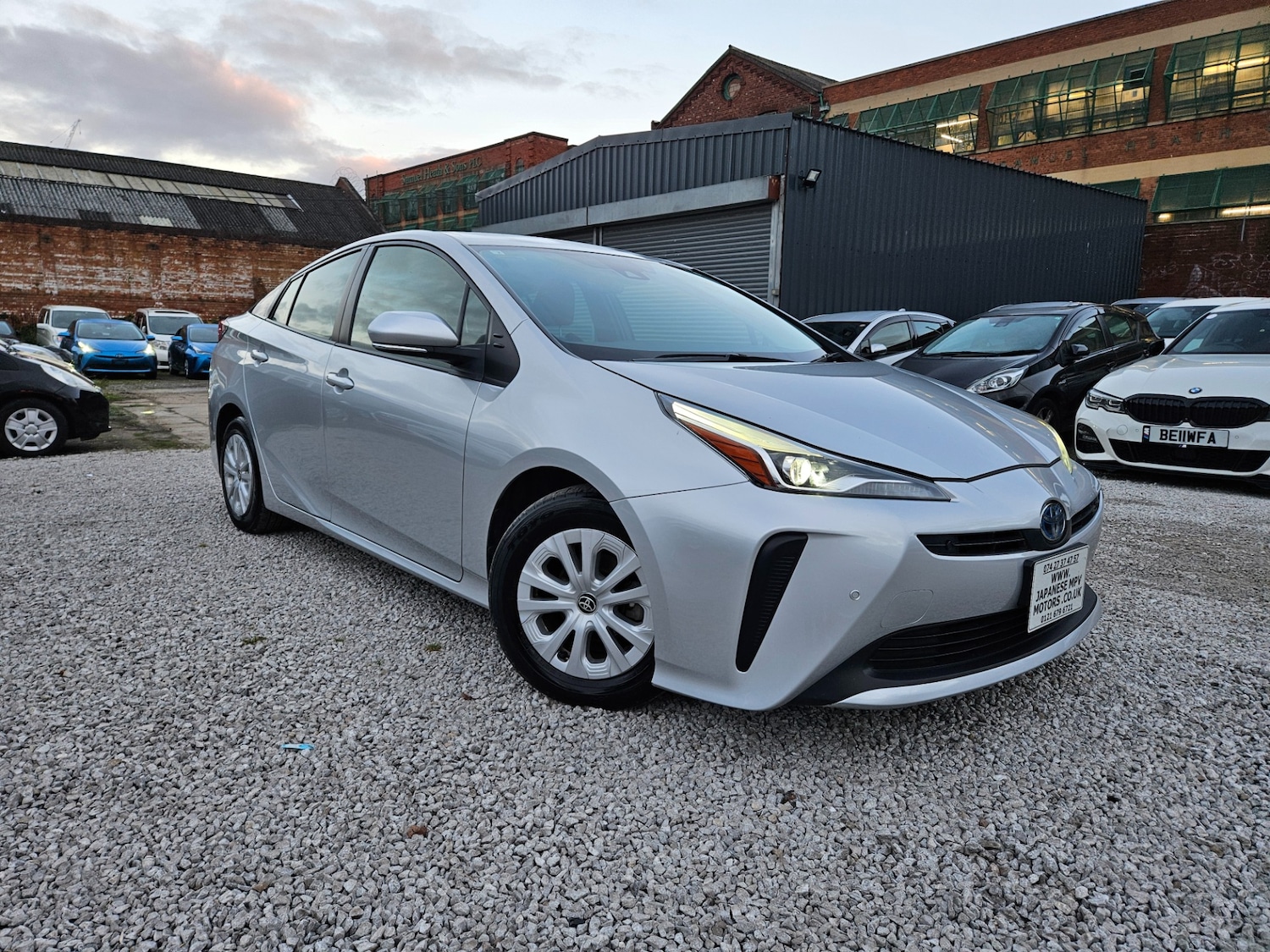 Used Toyota Prius 2021 for sale - 76946325: Photo 1