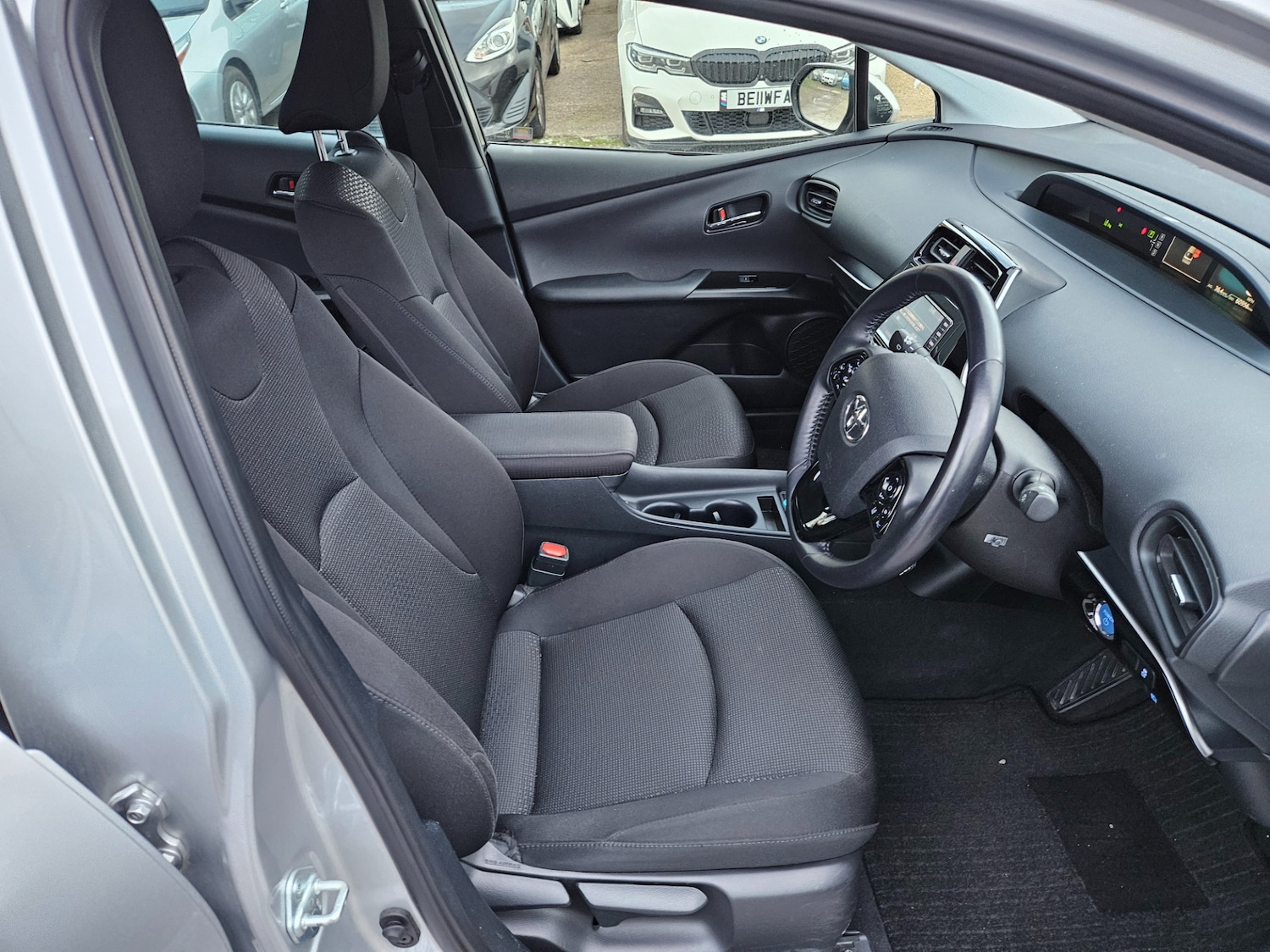 Used Toyota Prius 2021 for sale - 76946325: Photo 10