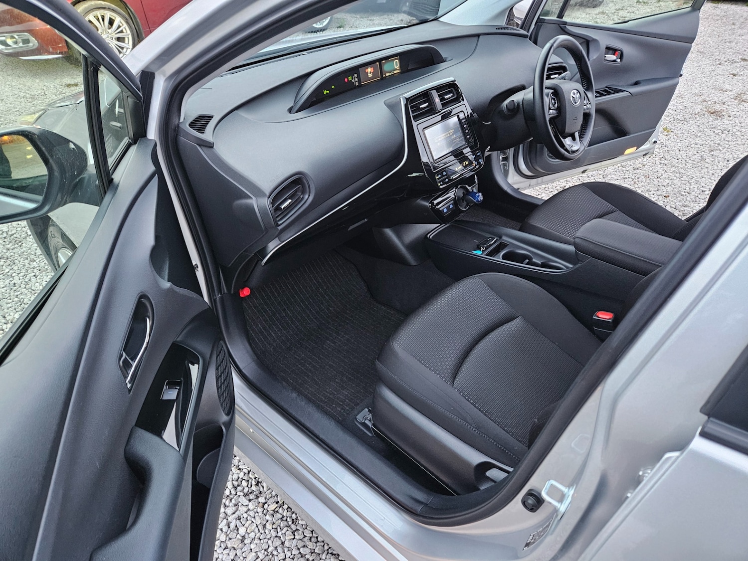 Used Toyota Prius 2021 for sale - 76946325: Photo 12