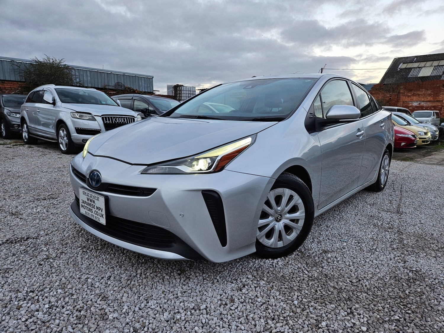 Used Toyota Prius 2021 for sale - 76946325: Photo 3