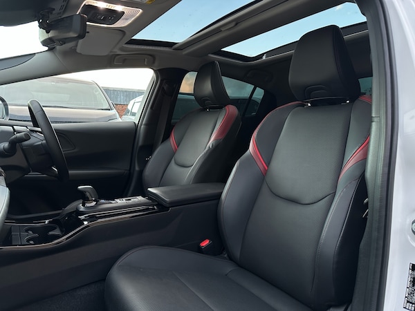 Used Toyota Prius 2023 for sale - 72611991: Photo 4