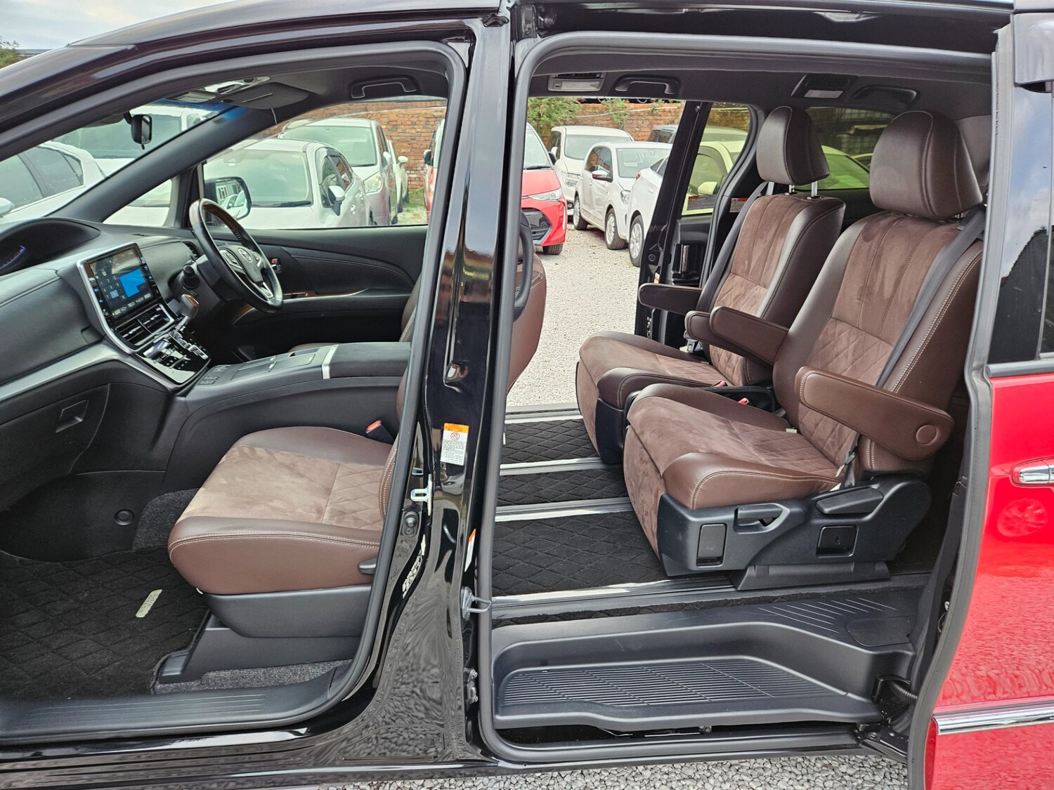 Used Toyota Estima 2026 for sale - 78140544: Photo 24