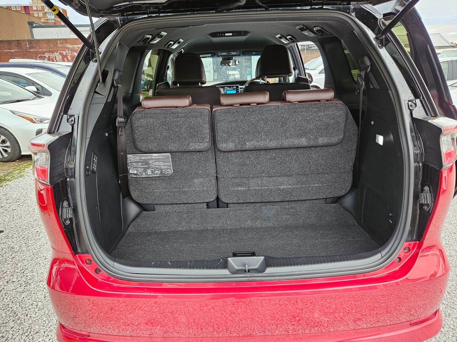 Used Toyota Estima 2026 for sale - 78140544: Photo 9