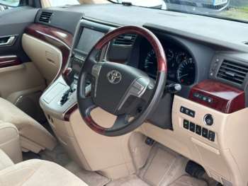 Used Toyota Vellfire 2008 for sale - 74515630: Photo