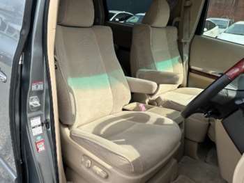 Used Toyota Vellfire 2008 for sale - 74515630: Photo
