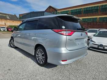 Used Toyota Estima 2019 for sale - 74267988: Photo