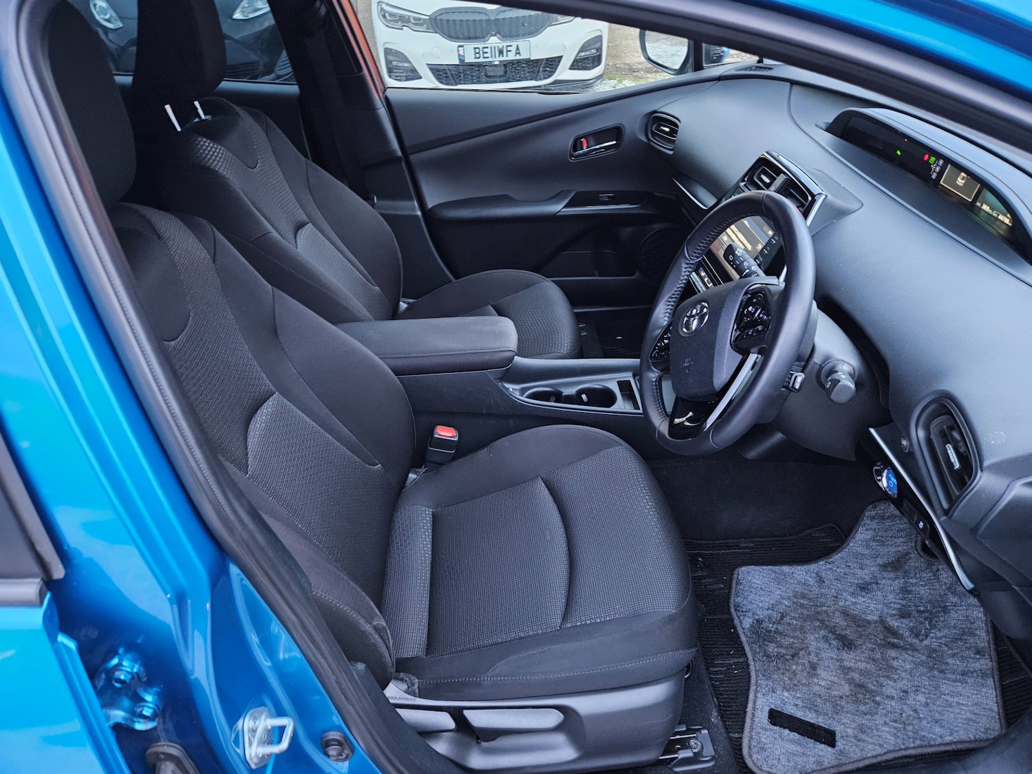 Used Toyota Prius 2021 for sale - 76946747: Photo 11