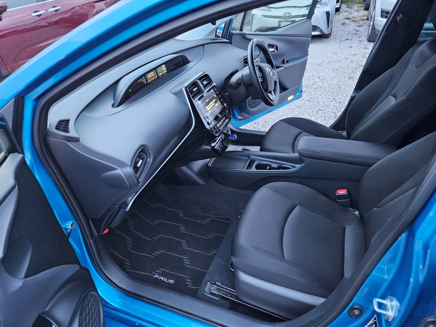 Used Toyota Prius 2021 for sale - 76946747: Photo 14