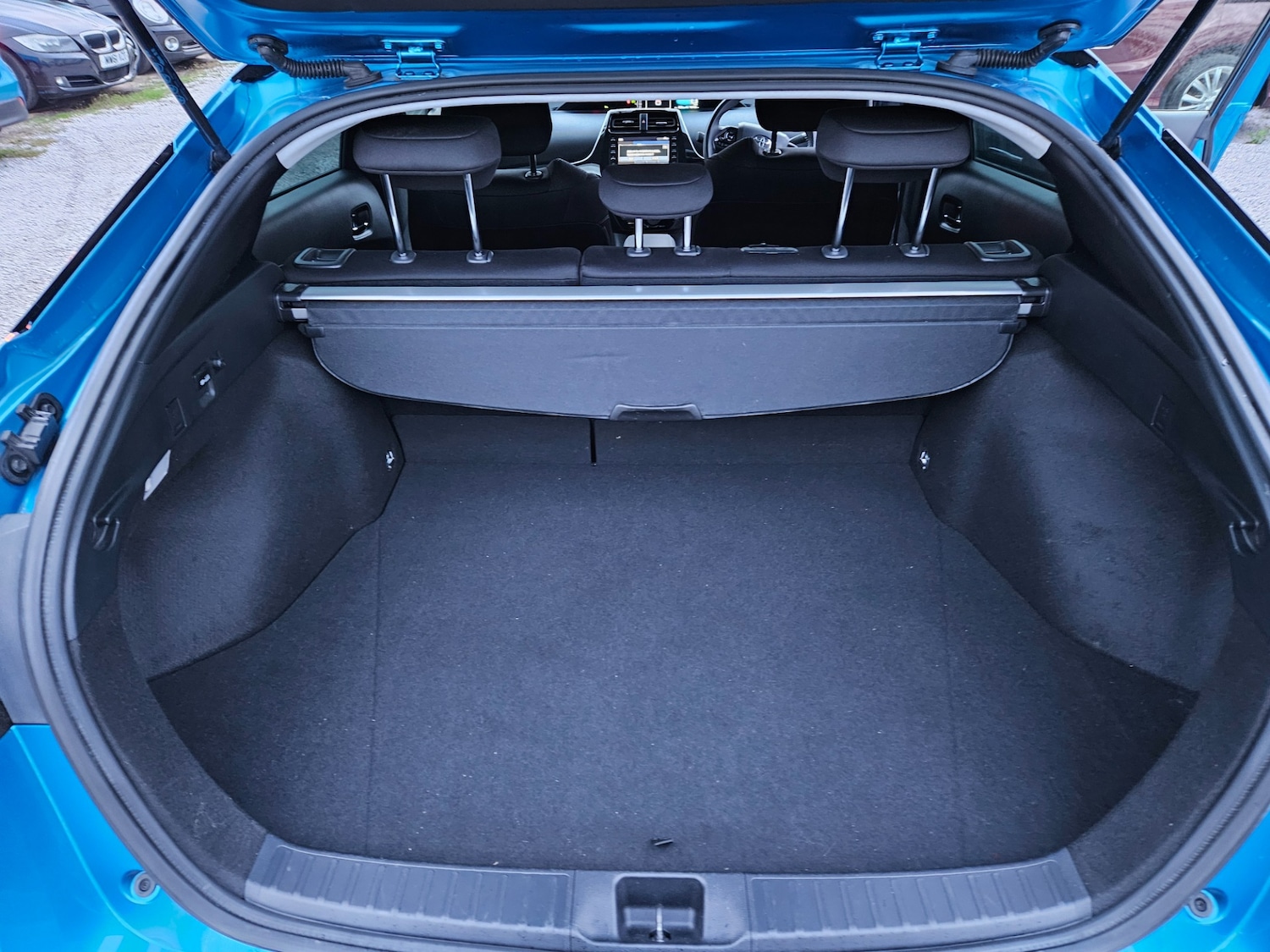 Used Toyota Prius 2021 for sale - 76946747: Photo 16