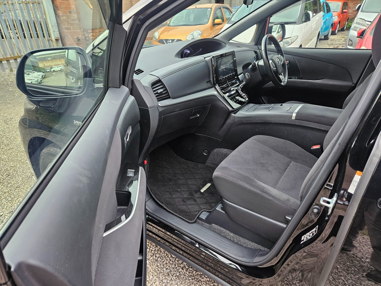 Used Toyota Estima 2026 for sale - 78140536: Photo 10