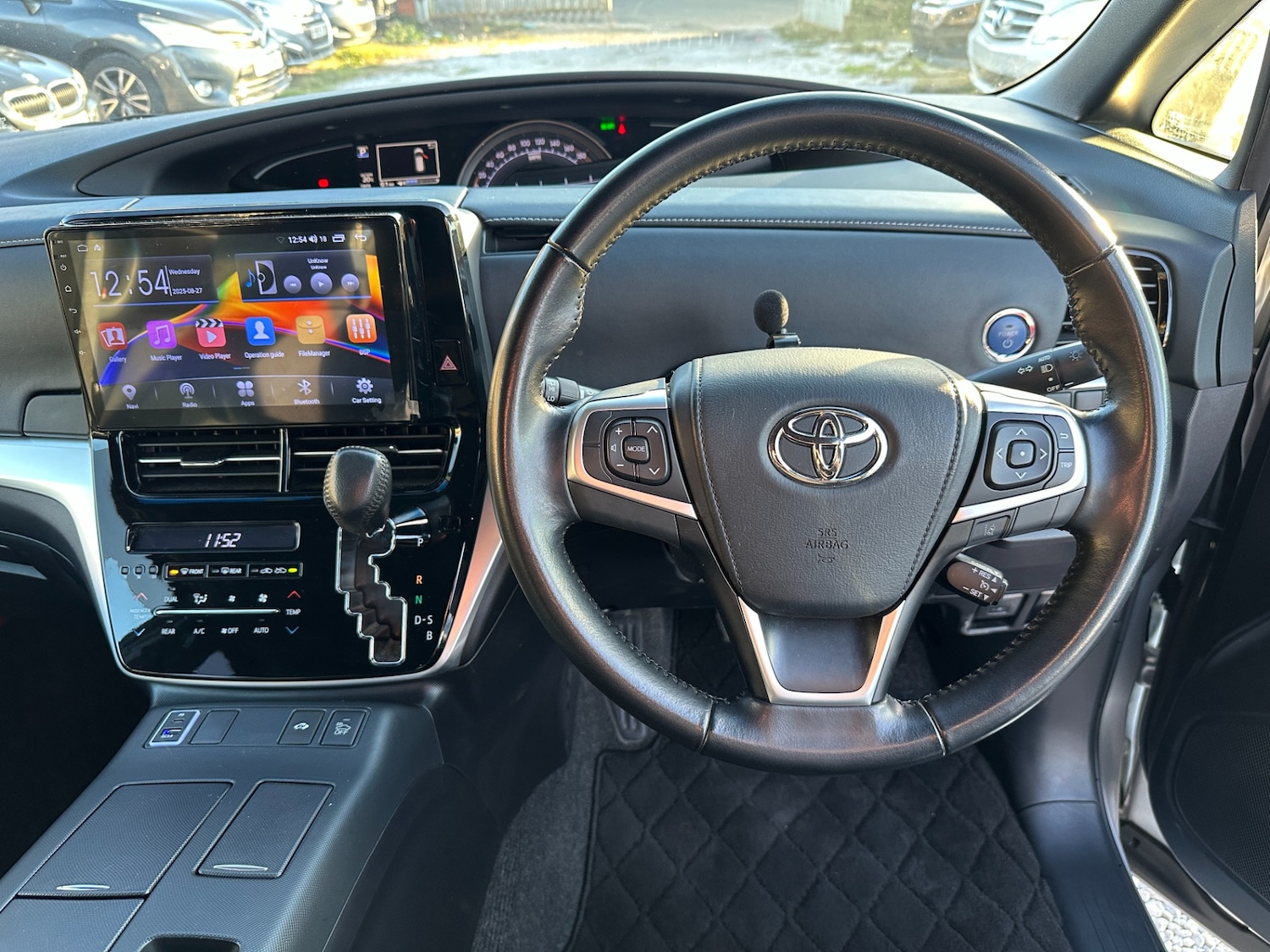 Used Toyota Estima 2017 for sale - 76861960: Photo 23