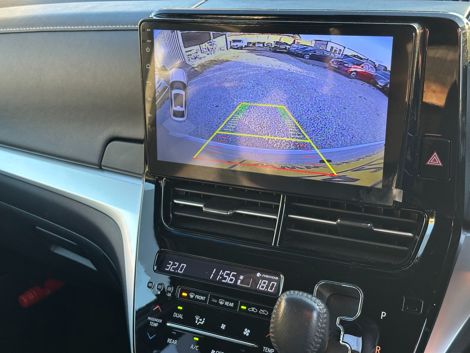 Used Toyota Estima 2017 for sale - 76861960: Photo 29