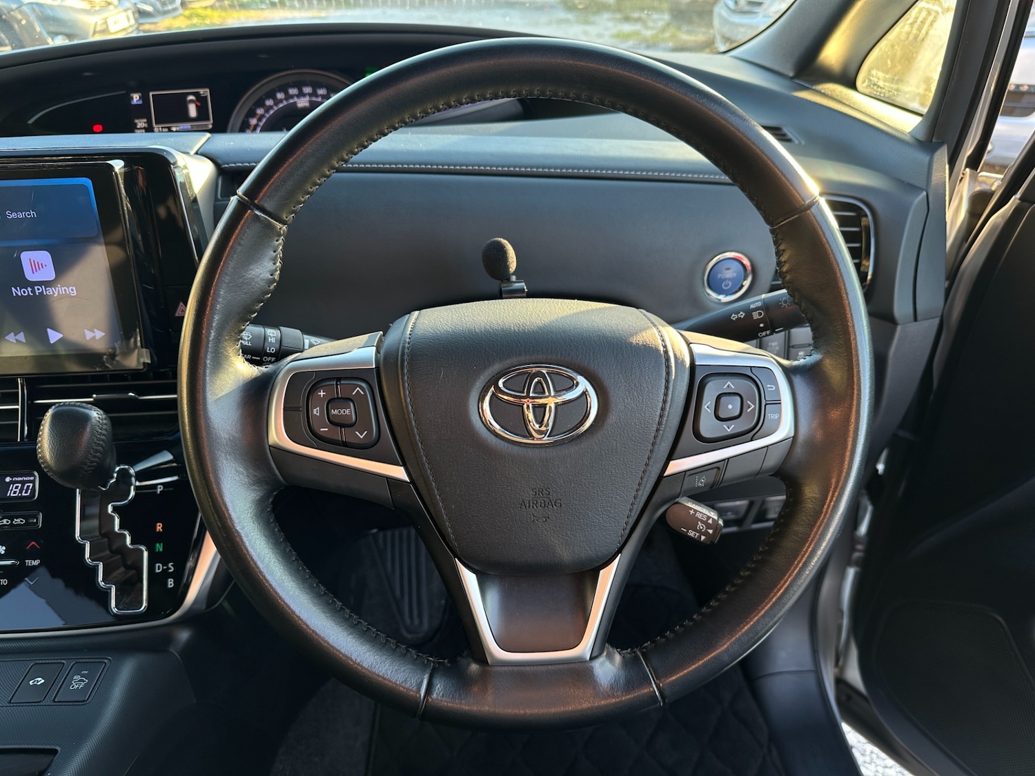 Used Toyota Estima 2017 for sale - 76861960: Photo 30