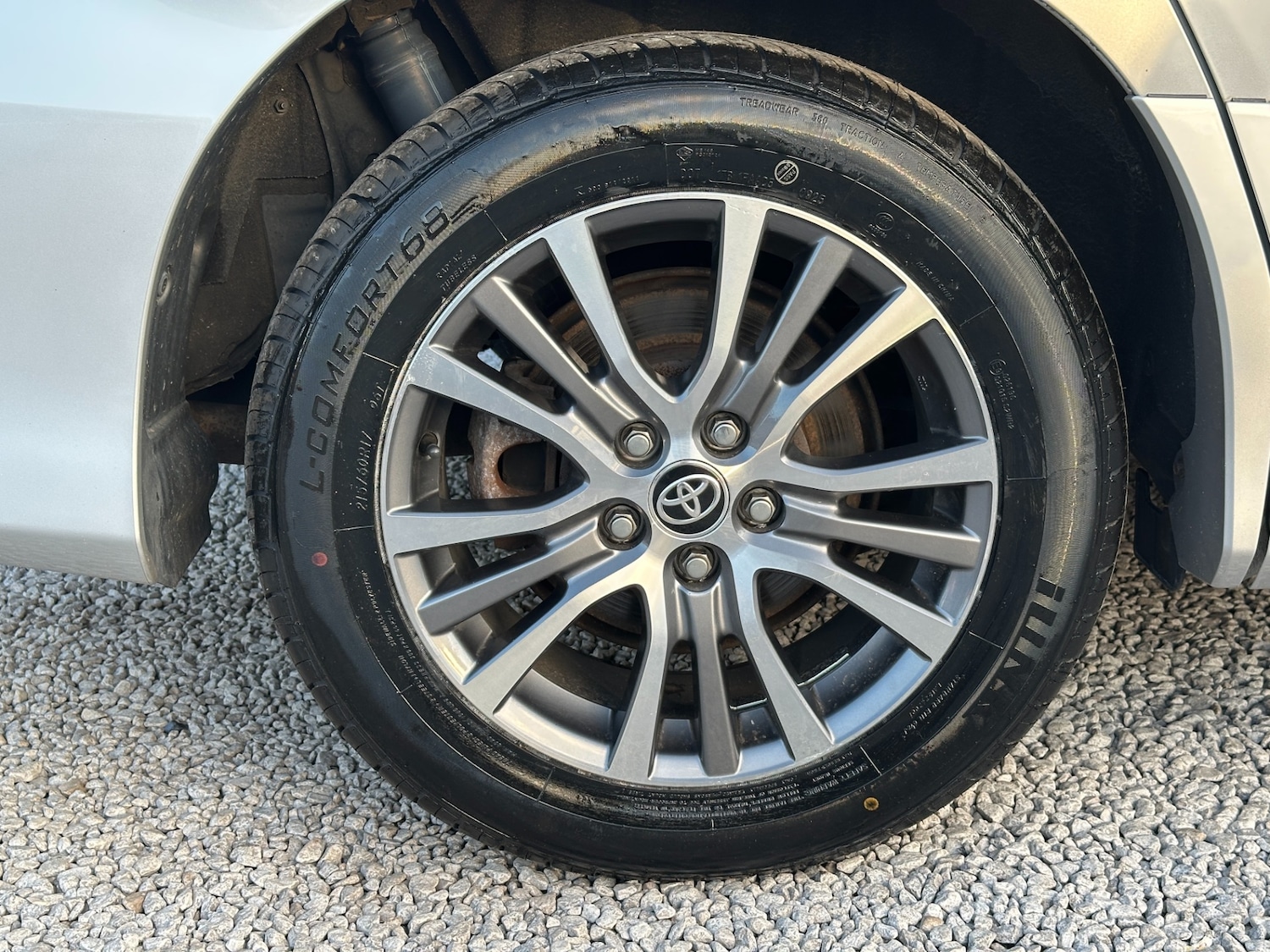 Used Toyota Estima 2017 for sale - 76861960: Photo 40