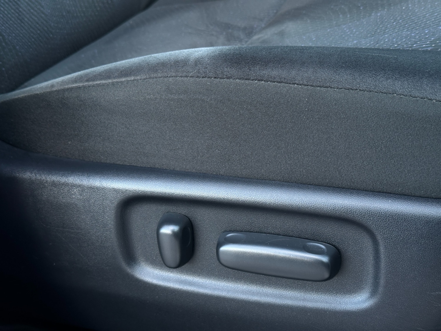 Used Toyota Estima 2017 for sale - 76861960: Photo 43