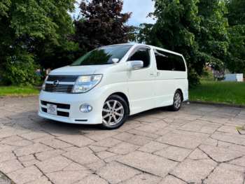 Nissan, Elgrand 2011 (11) RIDER 8 SEATER