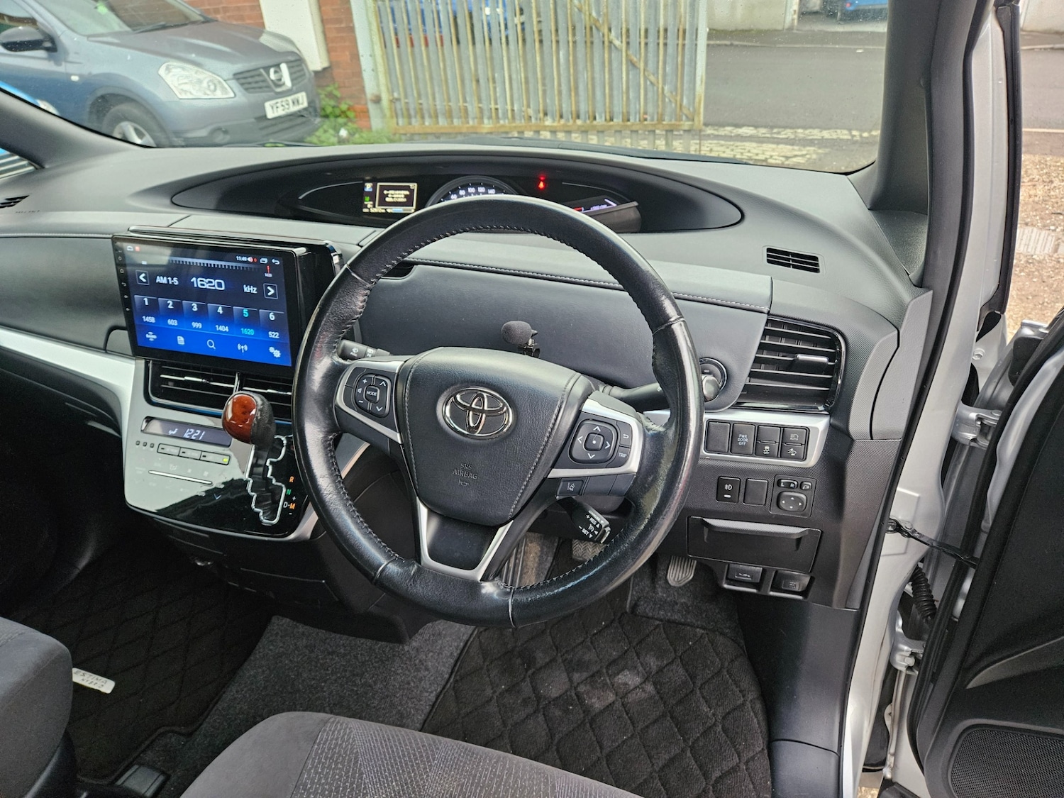 Used Toyota Estima for sale - 78140530: Photo 14