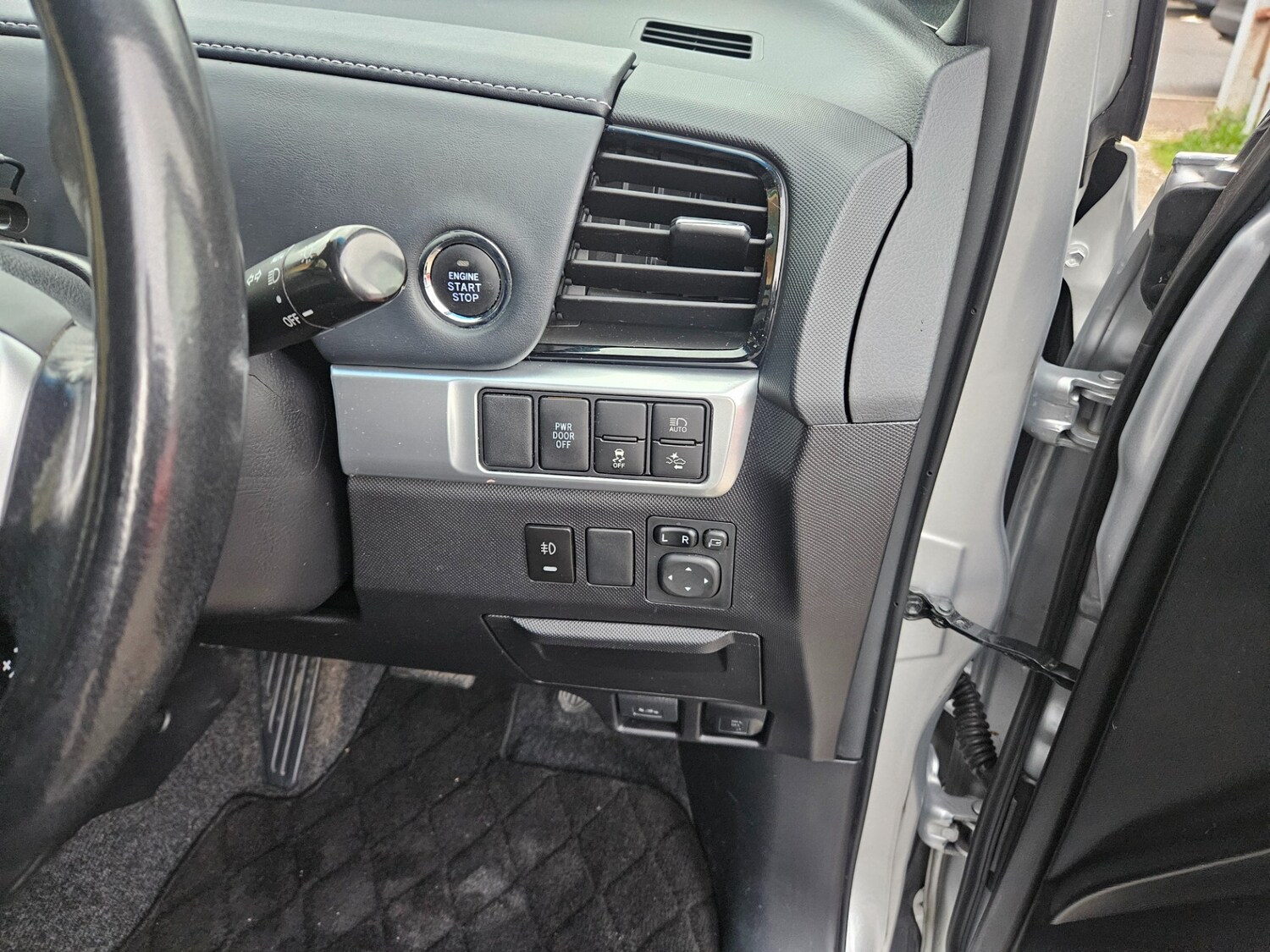 Used Toyota Estima for sale - 78140530: Photo 23