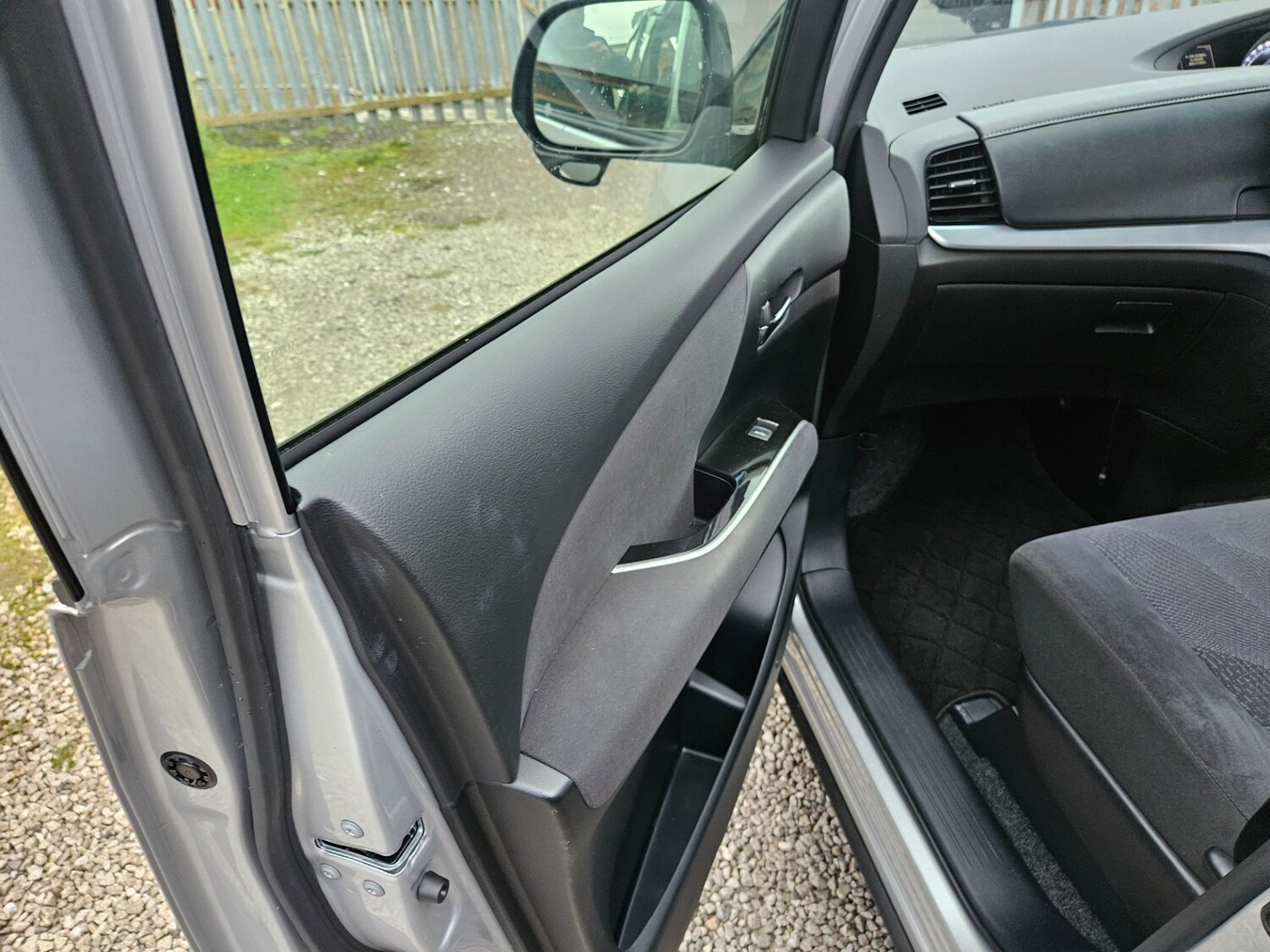 Used Toyota Estima for sale - 78140530: Photo 29