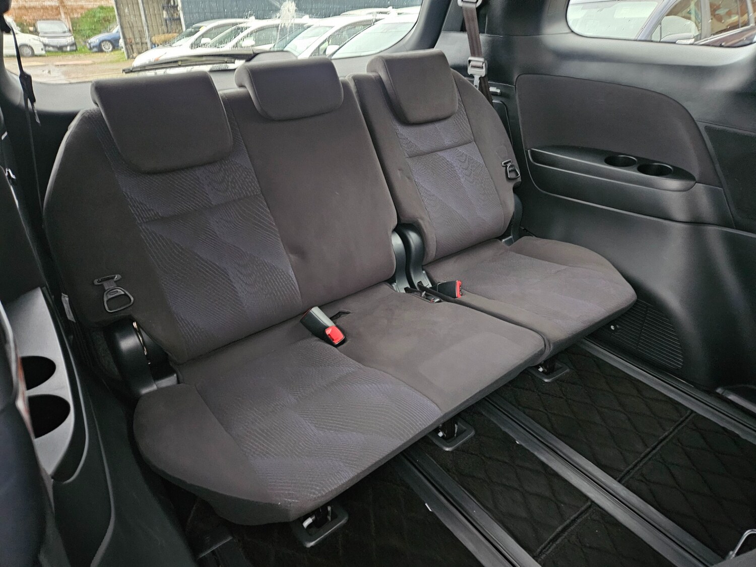 Used Toyota Estima for sale - 78140530: Photo 32