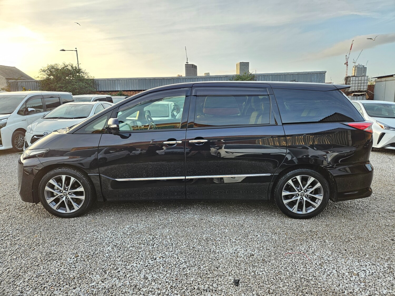 Used Toyota Estima 2026 for sale - 78140822: Photo 11