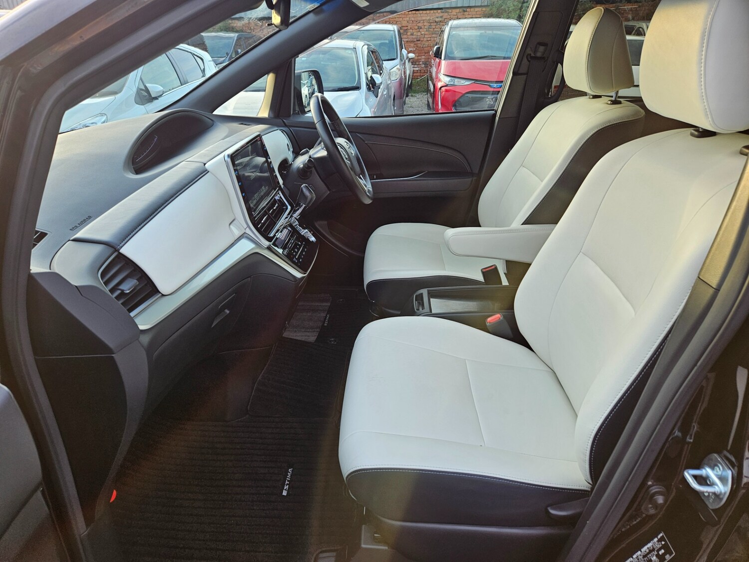 Used Toyota Estima 2026 for sale - 78140822: Photo 28