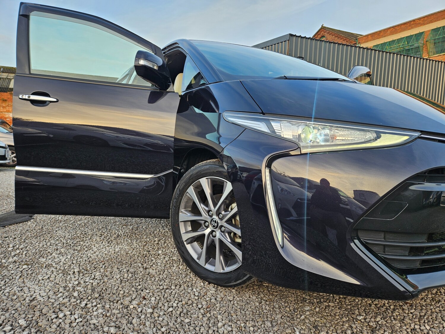 Used Toyota Estima 2026 for sale - 78140822: Photo 45