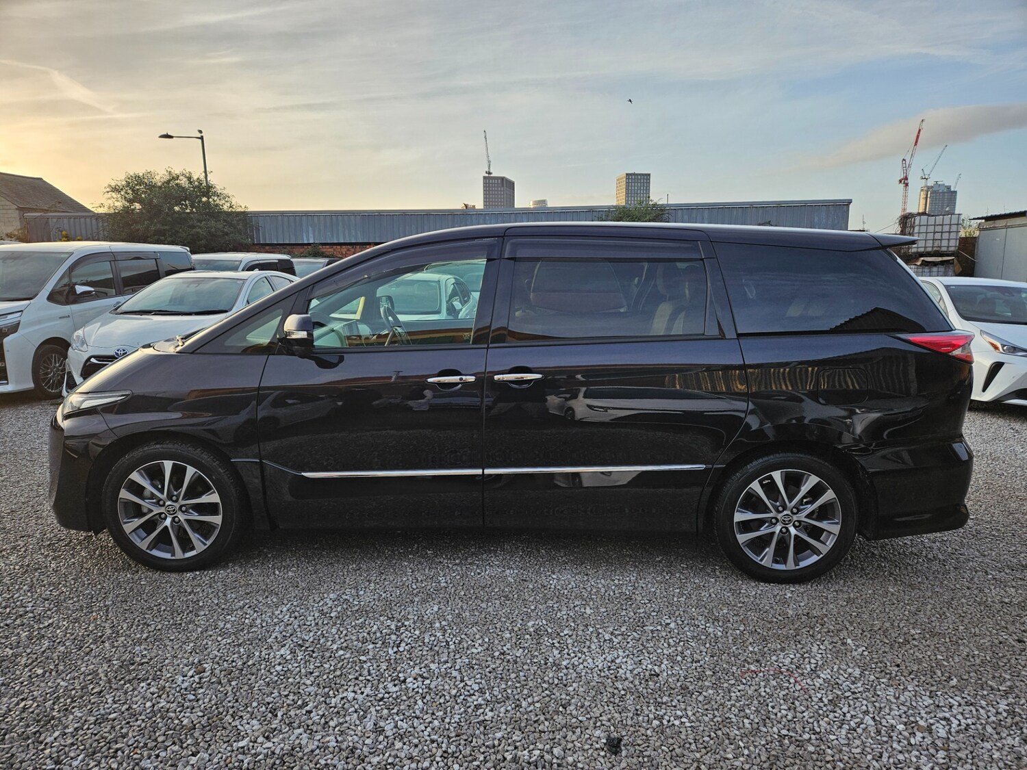 Used Toyota Estima 2026 for sale - 78140822: Photo 9