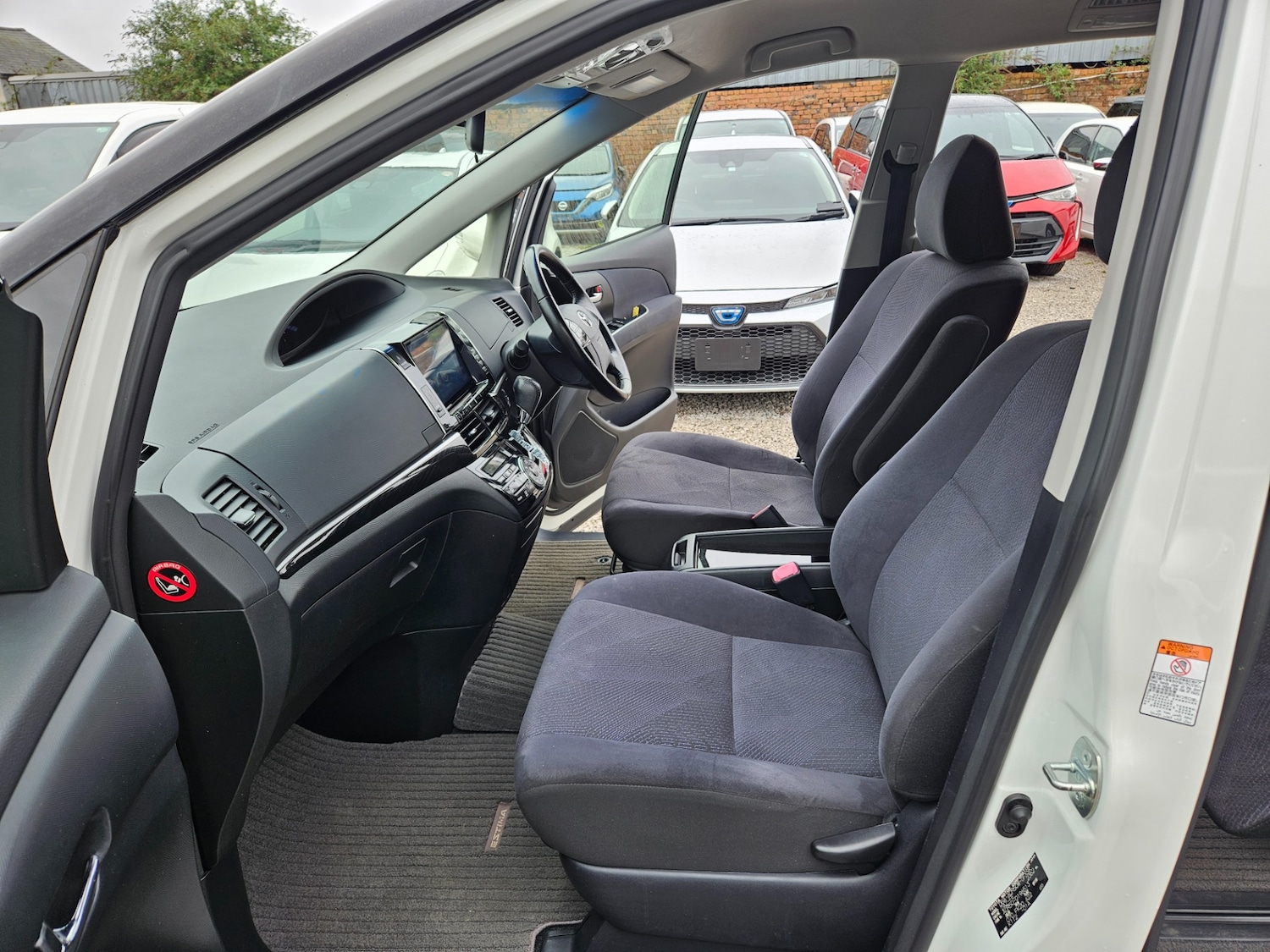 Used Toyota Estima 2016 for sale - 78140414: Photo 10
