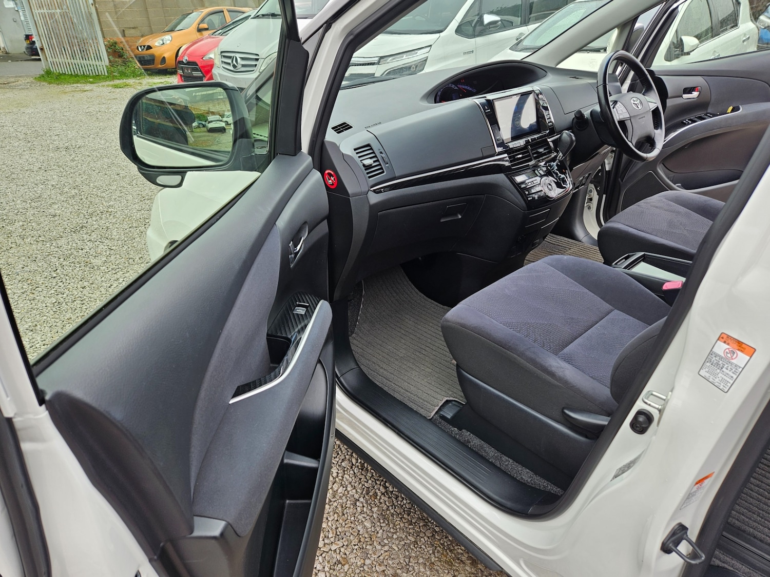 Used Toyota Estima 2016 for sale - 78140414: Photo 11