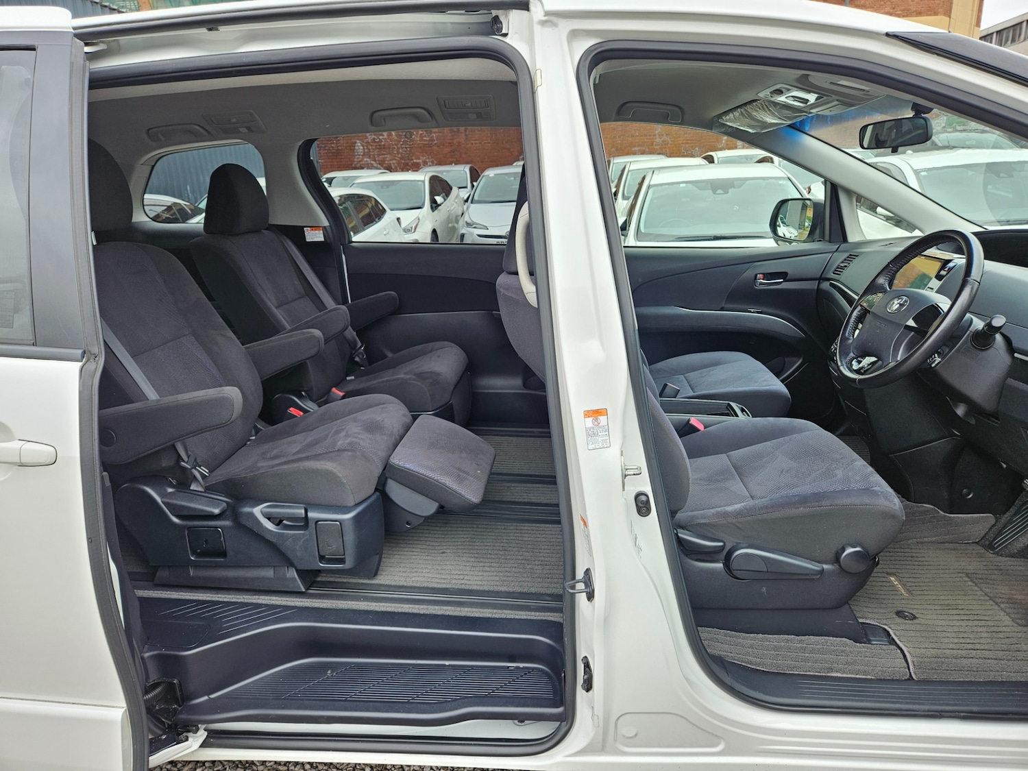 Used Toyota Estima 2016 for sale - 78140414: Photo 23