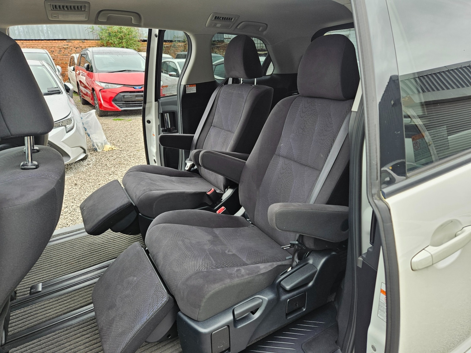 Used Toyota Estima 2016 for sale - 78140414: Photo 24