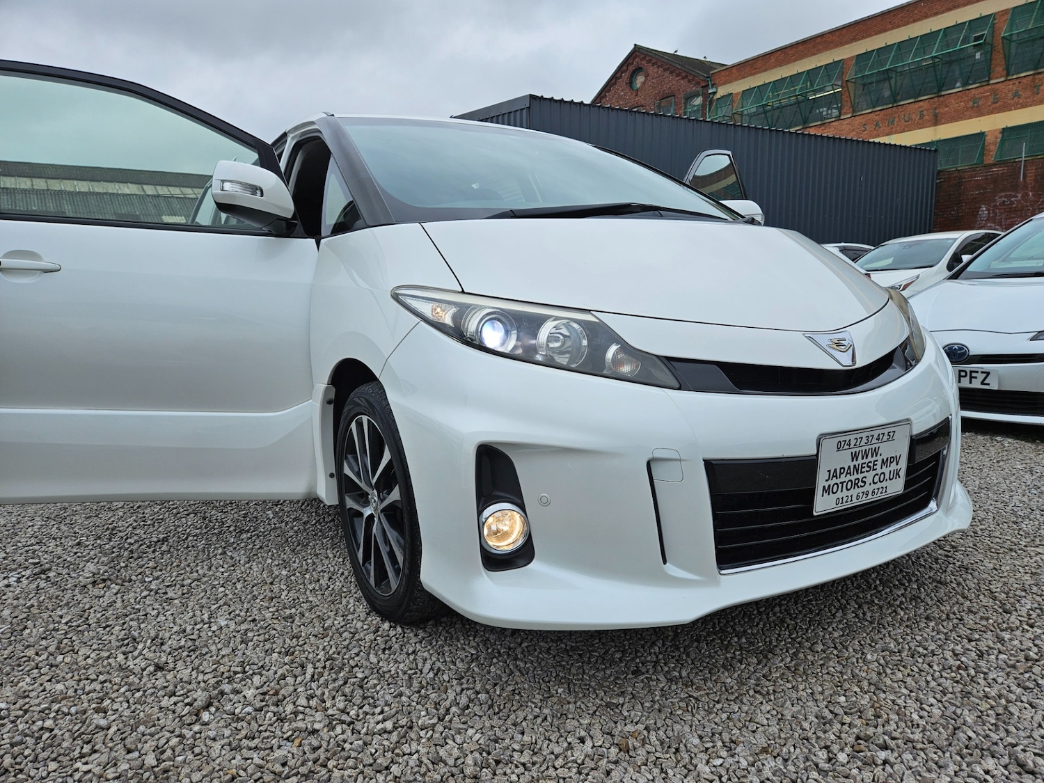 Used Toyota Estima 2016 for sale - 78140414: Photo 26