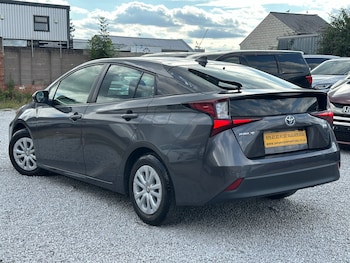 Used Toyota Prius 2021 for sale - 75263164: Photo