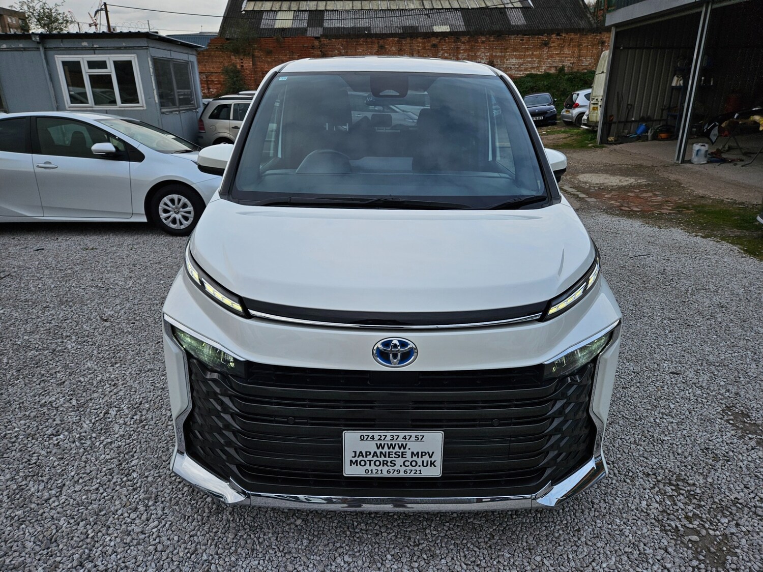 Used Toyota Voxy 2026 for sale - 78213292: Photo 12