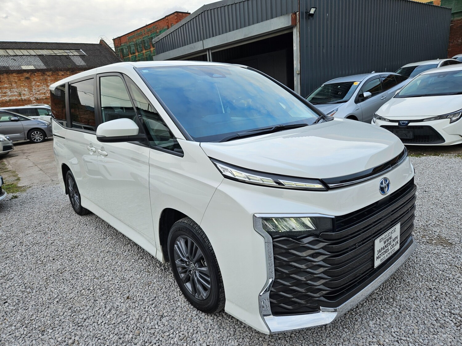 Used Toyota Voxy 2026 for sale - 78213292: Photo 16