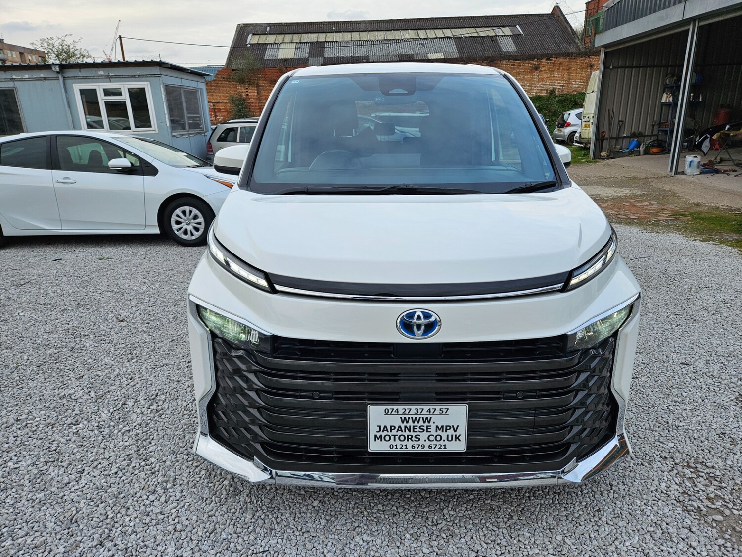 Used Toyota Voxy 2026 for sale - 78213292: Photo 17