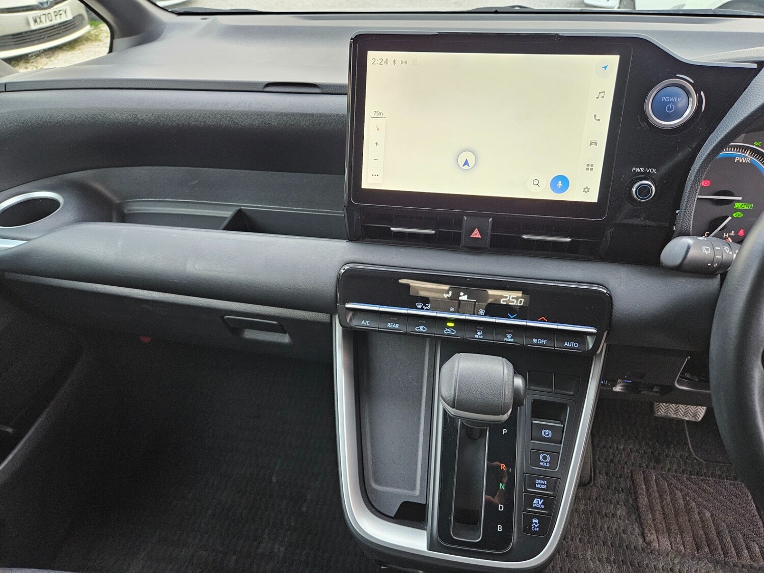 Used Toyota Voxy 2026 for sale - 78213292: Photo 28