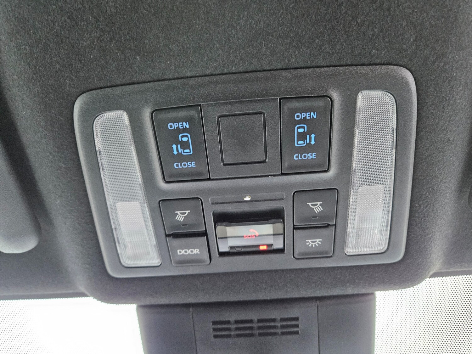 Used Toyota Voxy 2026 for sale - 78213292: Photo 29