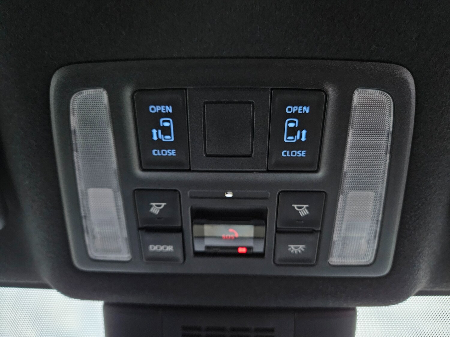 Used Toyota Voxy 2026 for sale - 78213292: Photo 30