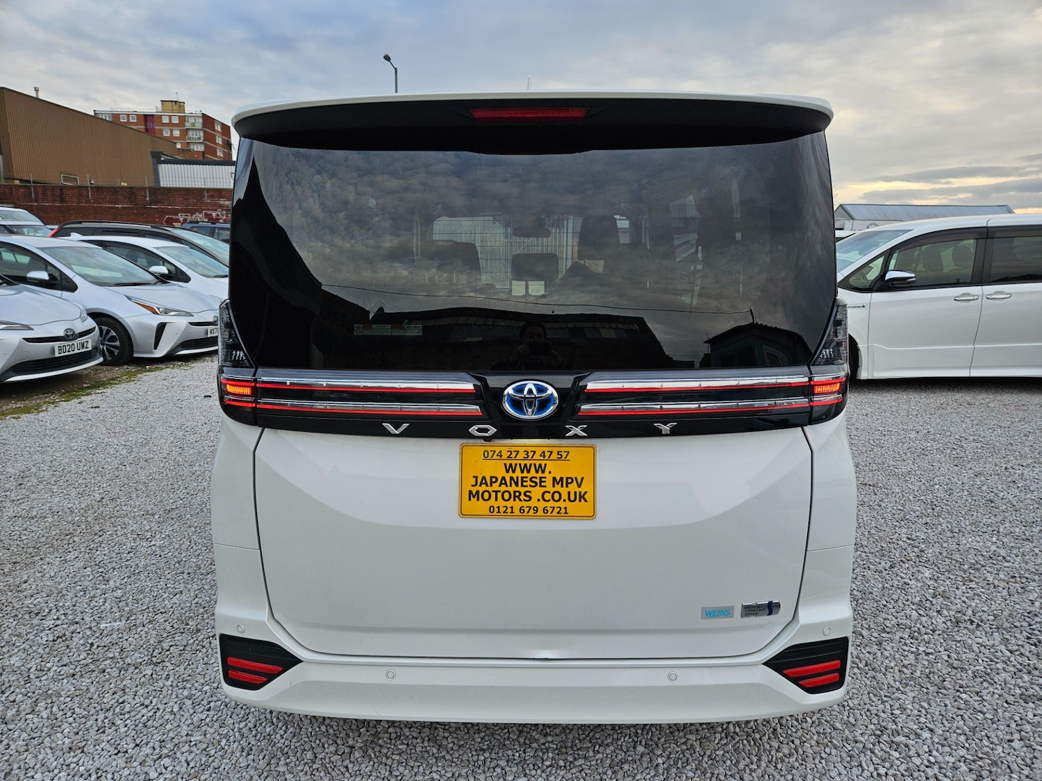 Used Toyota Voxy 2026 for sale - 78213292: Photo 4