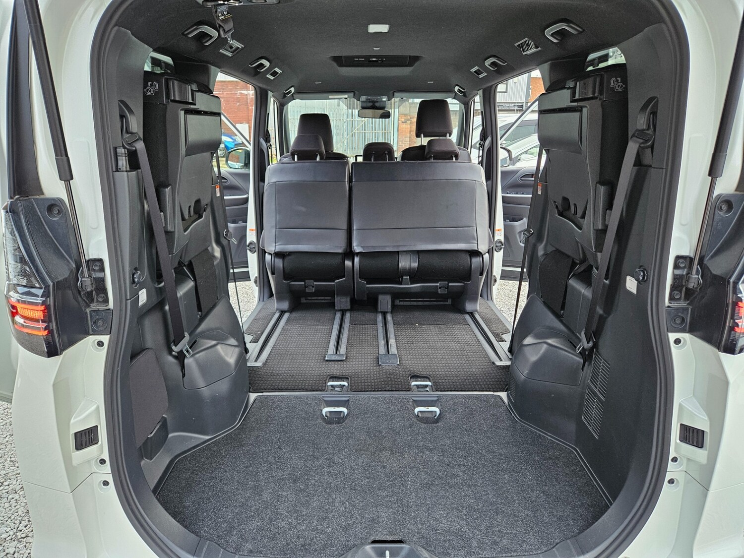 Used Toyota Voxy 2026 for sale - 78213292: Photo 53