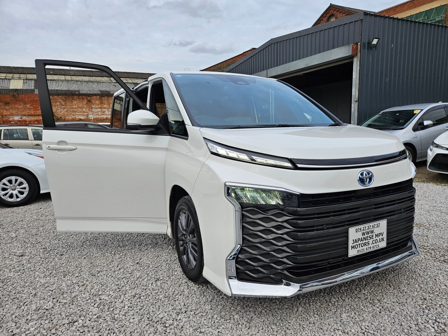 Used Toyota Voxy 2026 for sale - 78213292: Photo 63