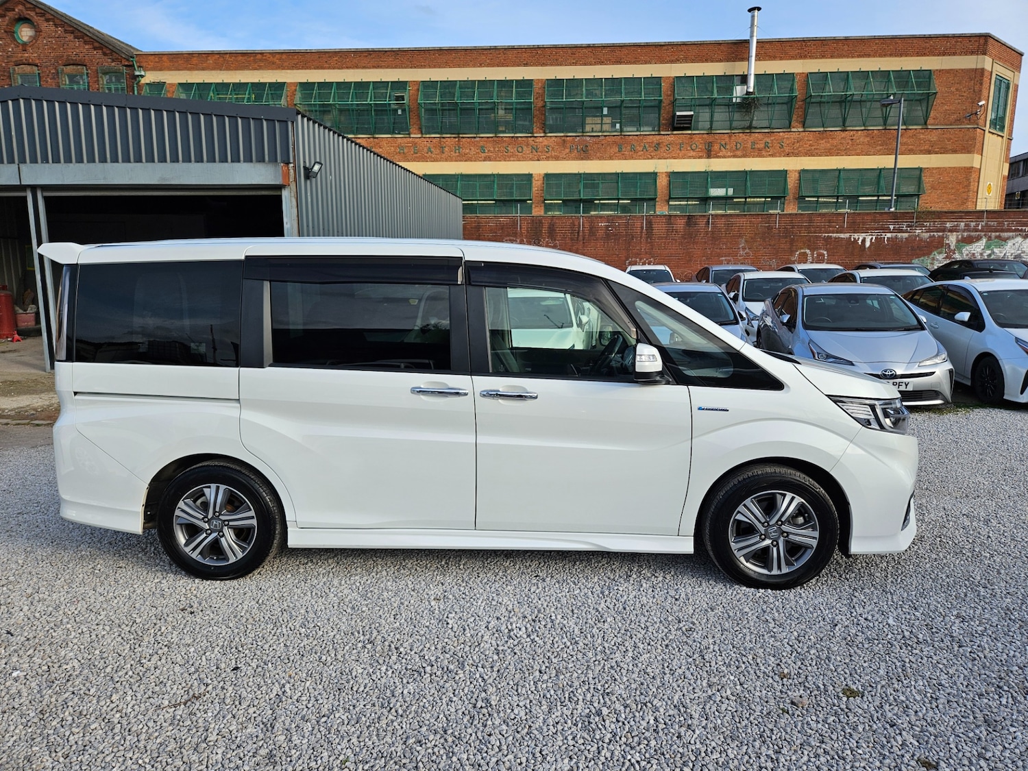Used Honda Stepwagon 2026 for sale - 78141098: Photo 33