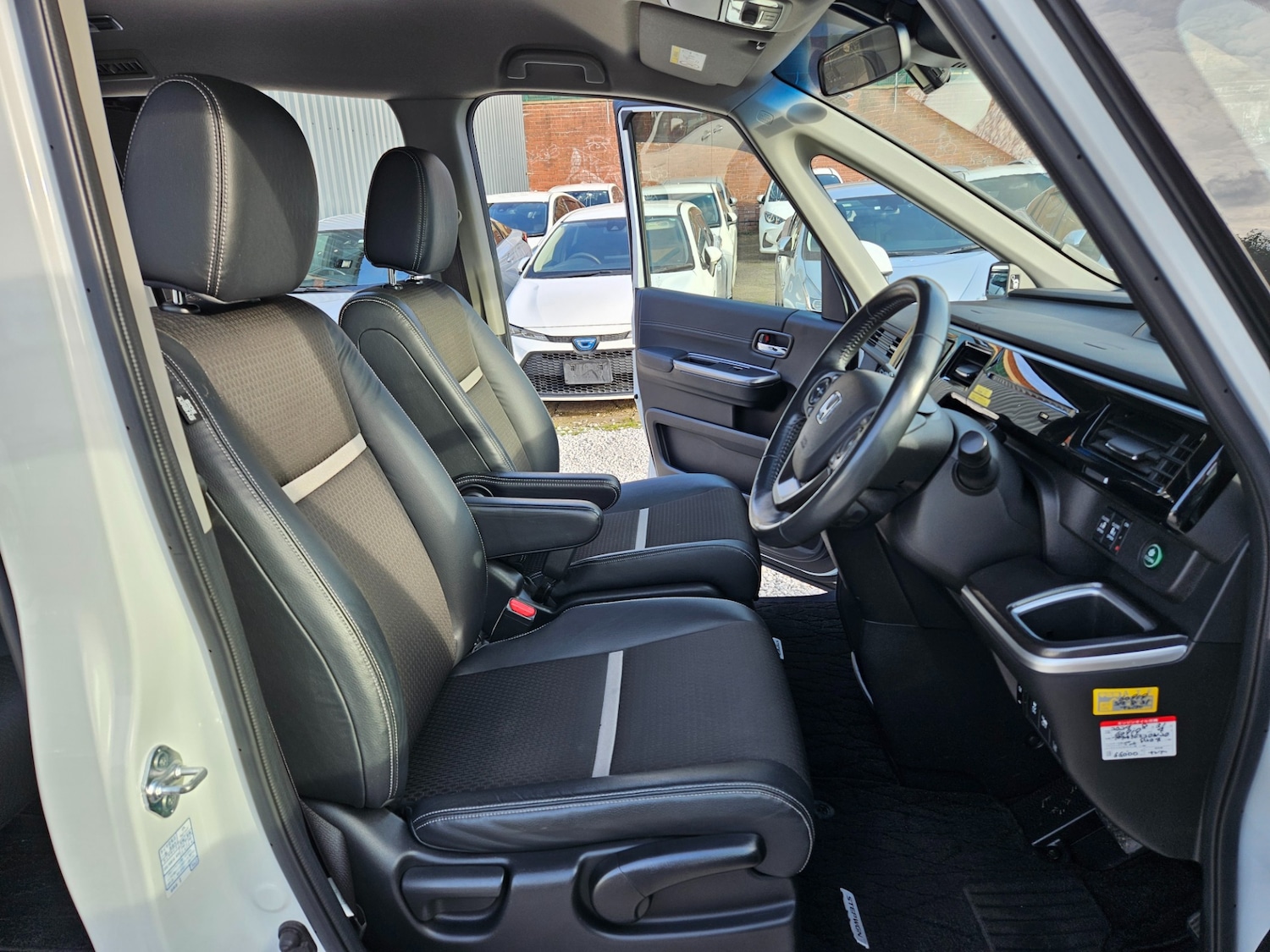 Used Honda Stepwagon 2026 for sale - 78141098: Photo 44