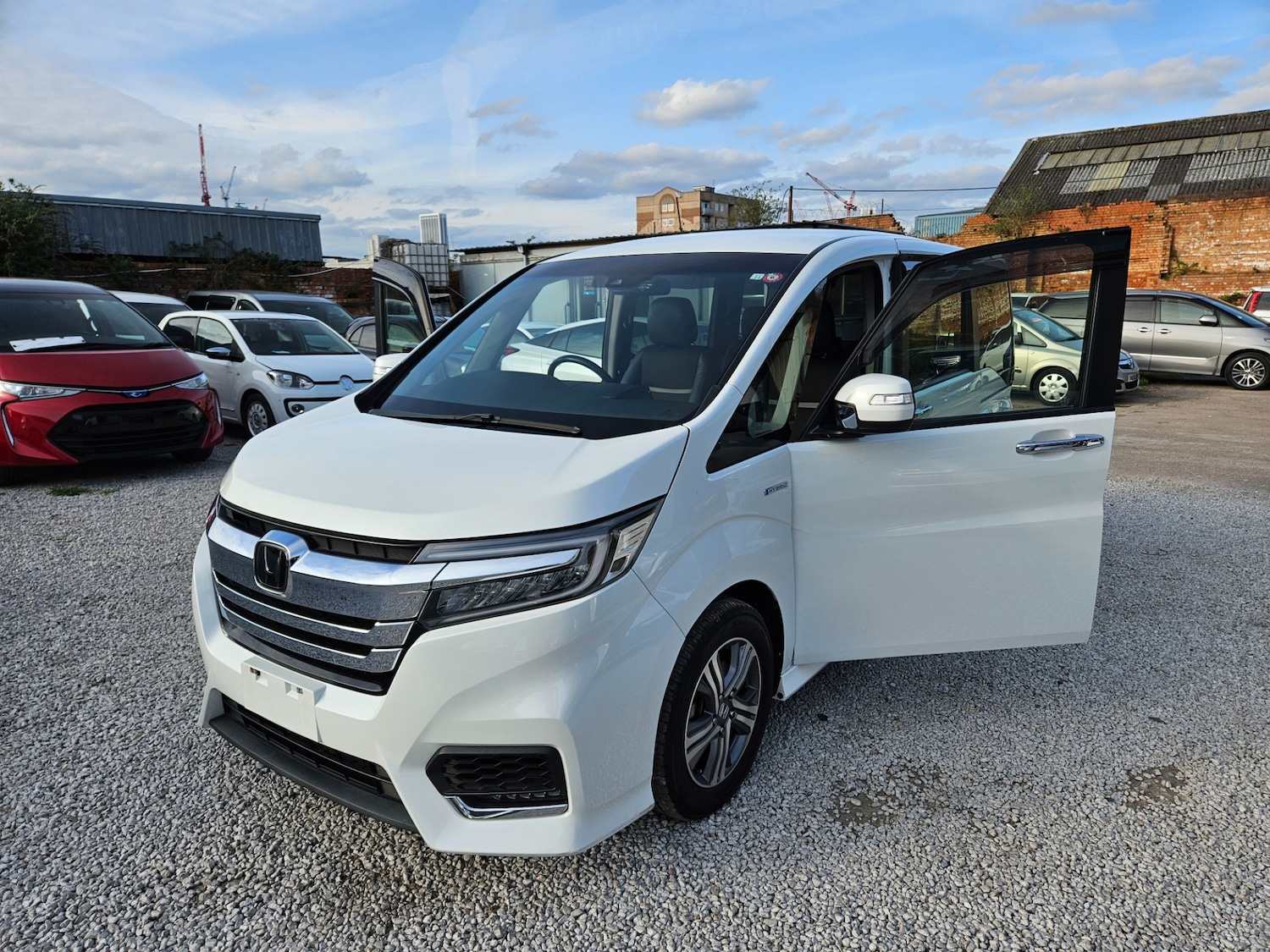 Used Honda Stepwagon 2026 for sale - 78141098: Photo 60